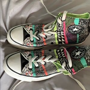Women’s size 8 Zentangle Converse